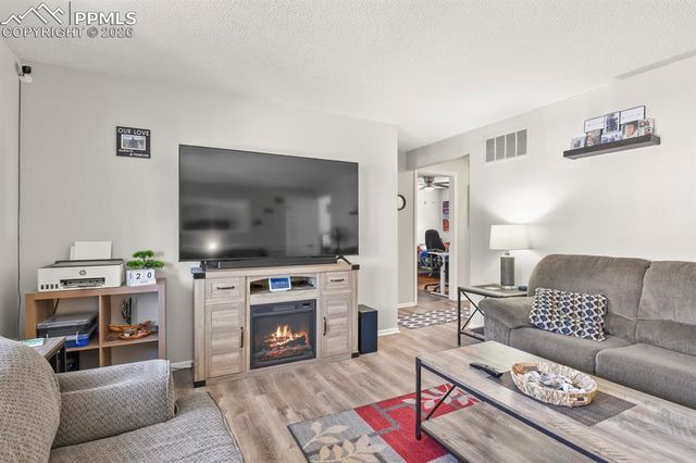 1309 Tappan Circle, Colorado Springs, CO 80909