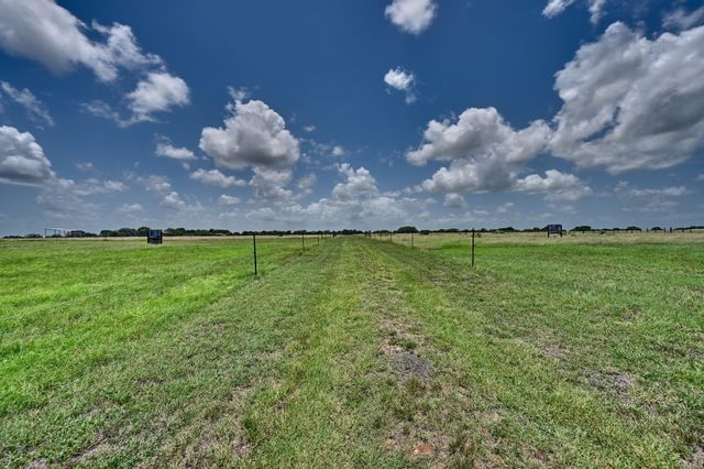 3235 E 1-10 Frontage Road, Schulenburg, TX 78956