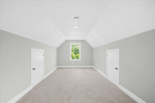 60 Saundersdale Road, Charlton, MA 01507