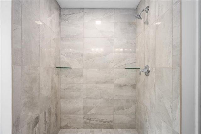 60 Saundersdale Road, Charlton, MA 01507