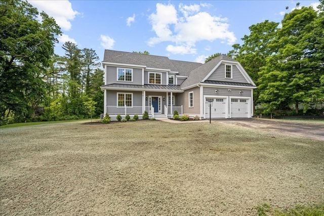 60 Saundersdale Road, Charlton, MA 01507