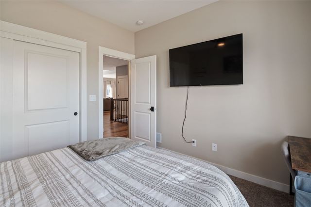 355 Linden St., Alburnett, IA 52202