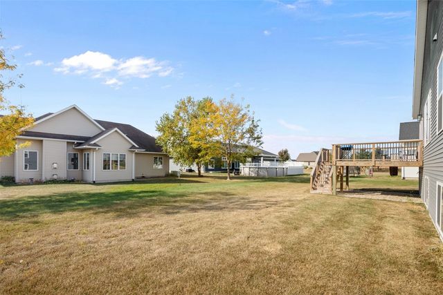 355 Linden St., Alburnett, IA 52202