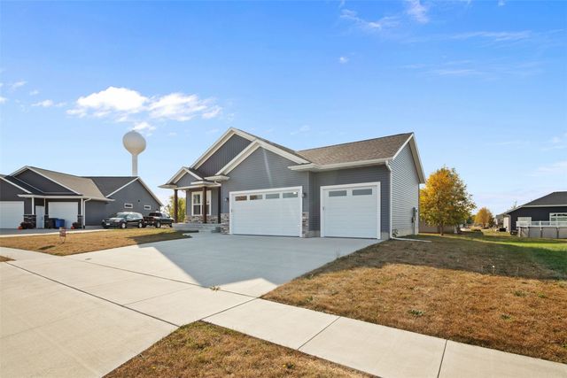 355 Linden St., Alburnett, IA 52202