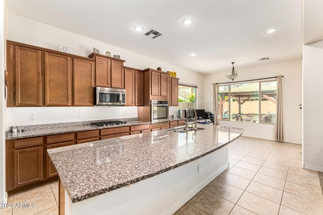 7408 E PAMPA Avenue, Mesa, AZ 85212