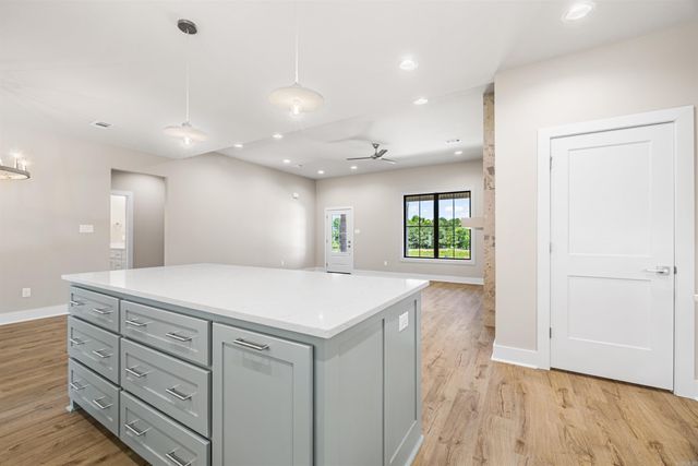 742 Grand Valley Loop, Austin, AR 72007