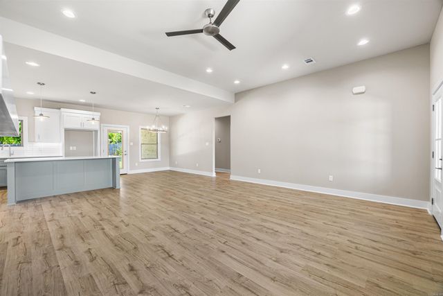 742 Grand Valley Loop, Austin, AR 72007