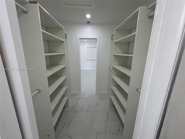 2192 NE 56th Court 1, Fort Lauderdale, FL 33308