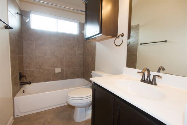 1902 Laminar Creek RD, Cedar Park, TX 78613