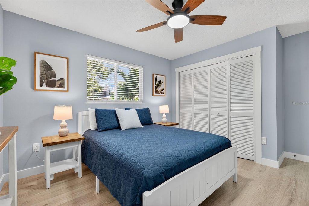 Image 37 of property listing at 118 27TH STREET W, Bradenton, FL 34205