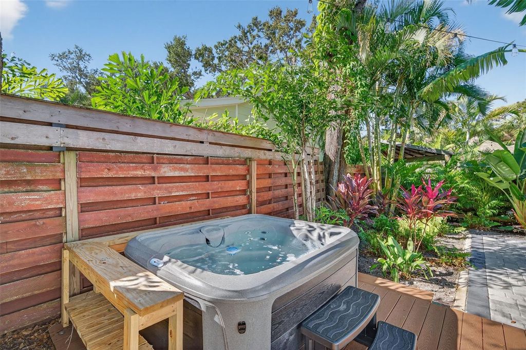 Image 51 of property listing at 118 27TH STREET W, Bradenton, FL 34205