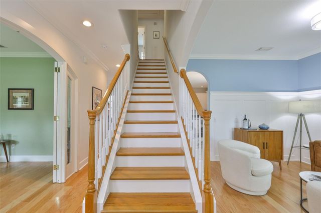 3925 W VASCONIA STREET, Tampa, FL 33629