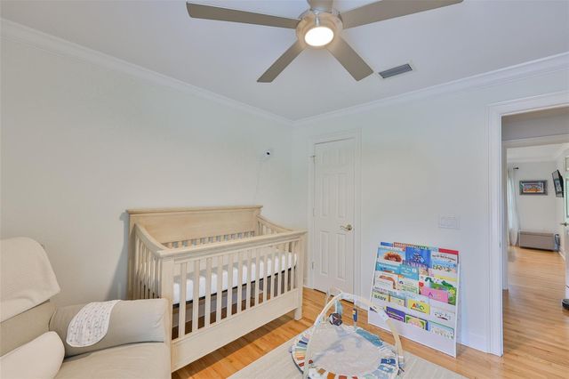 3925 W VASCONIA STREET, Tampa, FL 33629