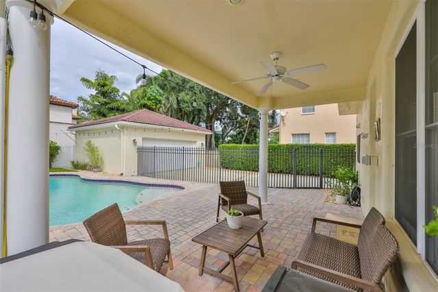 3925 W VASCONIA STREET, Tampa, FL 33629