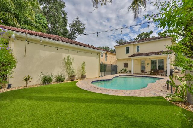 3925 W VASCONIA STREET, Tampa, FL 33629