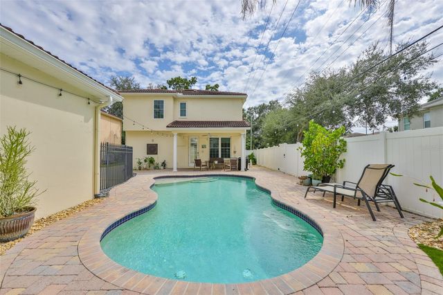 3925 W VASCONIA STREET, Tampa, FL 33629