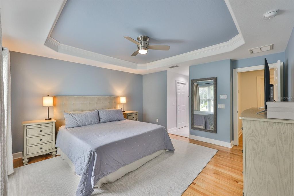 Image 23 of property listing at 3925 W VASCONIA STREET, Tampa, FL 33629