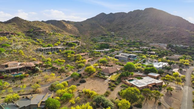 4630 E Charles Drive, Paradise Valley, AZ 85253