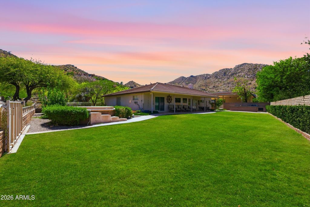 4630 E Charles Drive, Paradise Valley, AZ 85253 — photo 2