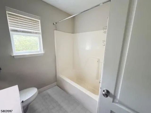 8619 Brittany Dr, Wayne Twp., NJ 07470