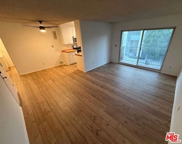 1218 Mcclellan Drive 201, Los Angeles, CA 90025