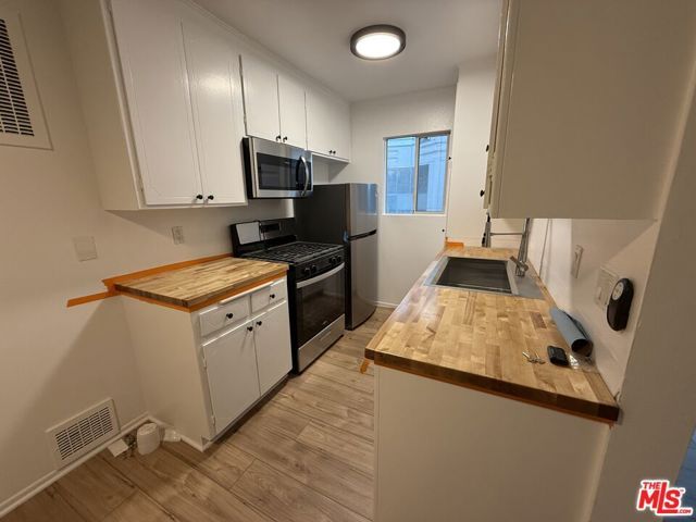 1218 Mcclellan Drive 201, Los Angeles, CA 90025