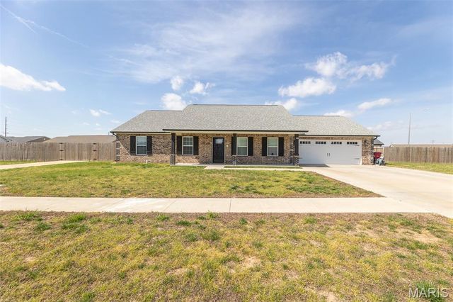 1201 Yosemite, Sikeston, MO 63801