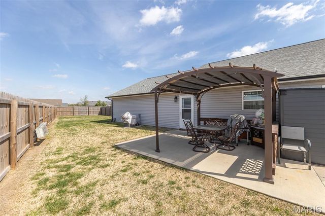 1201 Yosemite, Sikeston, MO 63801