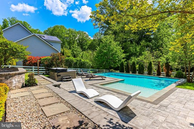 2435 MACALLISTER LN, Gambrills, MD 21054