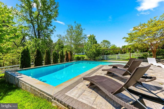 2435 MACALLISTER LN, Gambrills, MD 21054