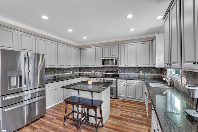 305 Saybrook Road, Simpsonville, SC 29681