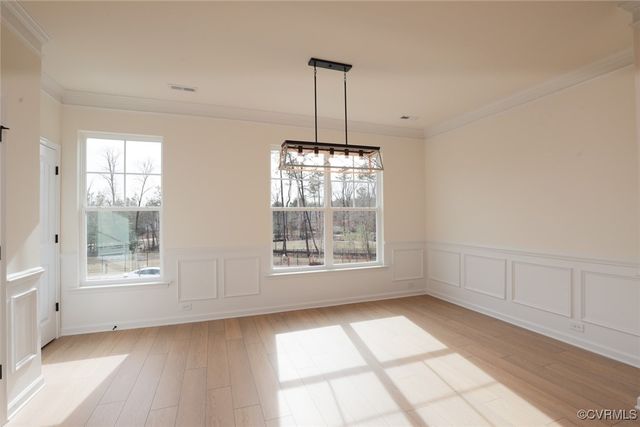 7849 Alexandria Dr, Moseley, VA 23832