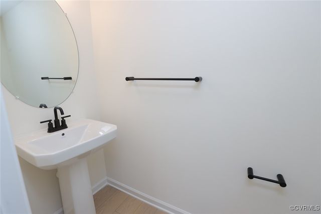 7849 Alexandria Dr, Moseley, VA 23832