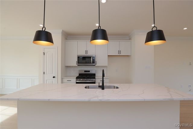 7849 Alexandria Dr, Moseley, VA 23832