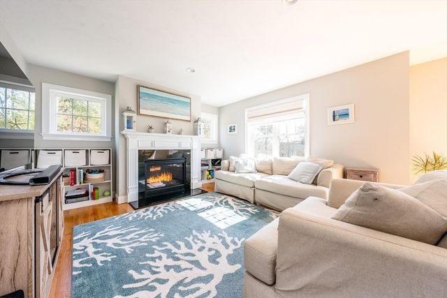 137 Falmouth Sandwich Rd, Mashpee, MA 02649