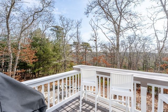 137 Falmouth Sandwich Rd, Mashpee, MA 02649