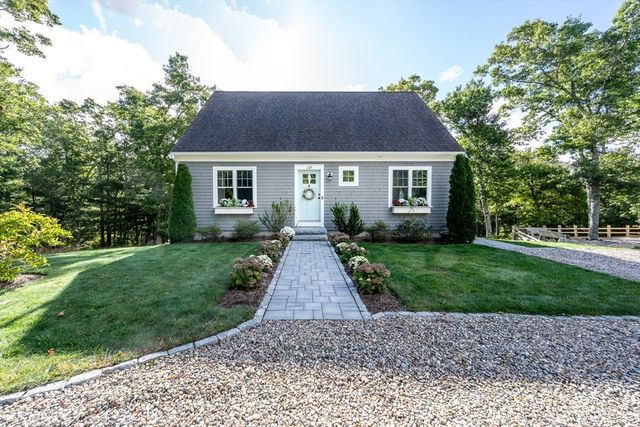 137 Falmouth Sandwich Rd, Mashpee, MA 02649