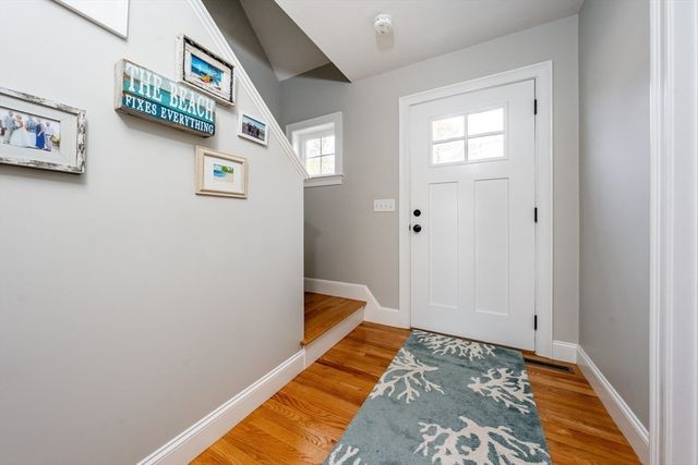 137 Falmouth Sandwich Rd, Mashpee, MA 02649