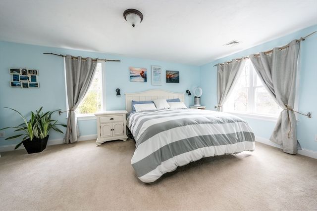 137 Falmouth Sandwich Rd, Mashpee, MA 02649