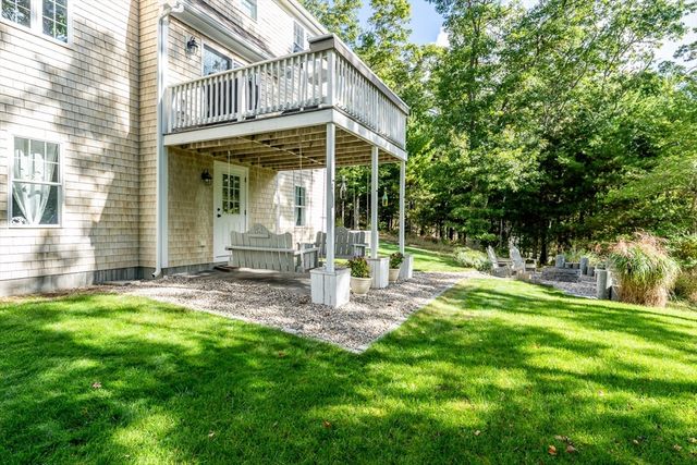137 Falmouth Sandwich Rd, Mashpee, MA 02649