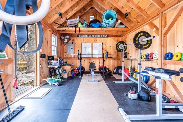 137 Falmouth Sandwich Rd, Mashpee, MA 02649