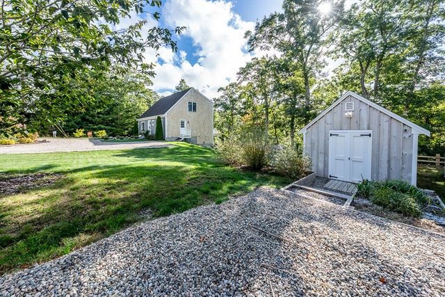 137 Falmouth Sandwich Rd, Mashpee, MA 02649