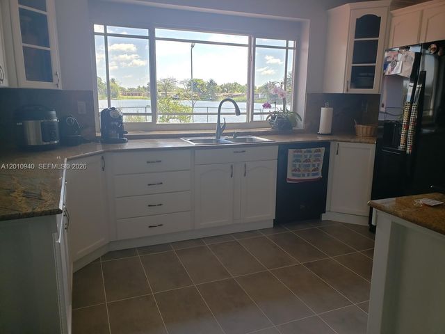 19301 NW 50th Ave, Miami Gardens, FL 33055
