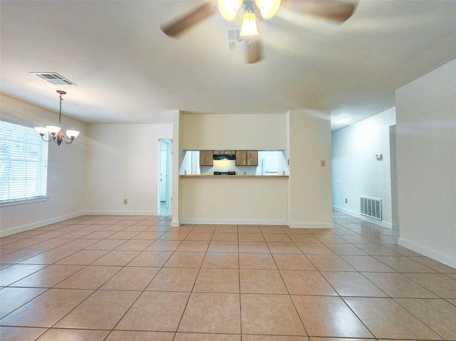 2 Redberry Court, The Woodlands, TX 77381