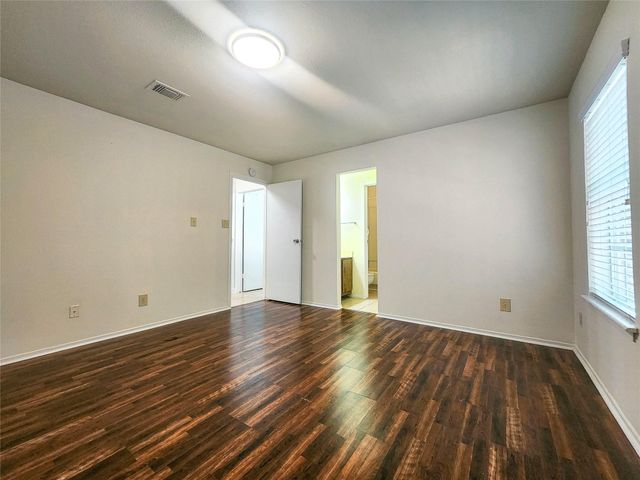 2 Redberry Court, The Woodlands, TX 77381