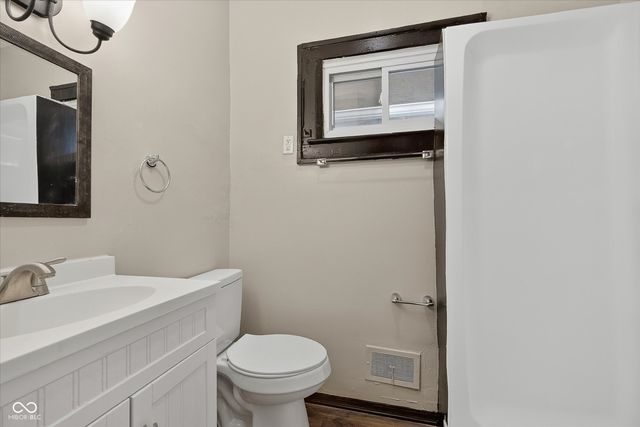 3906 N Tacoma Avenue, Indianapolis, IN 46205