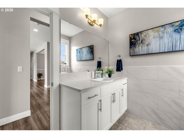 8205 Ne 179TH St, Battle Ground, WA 98604