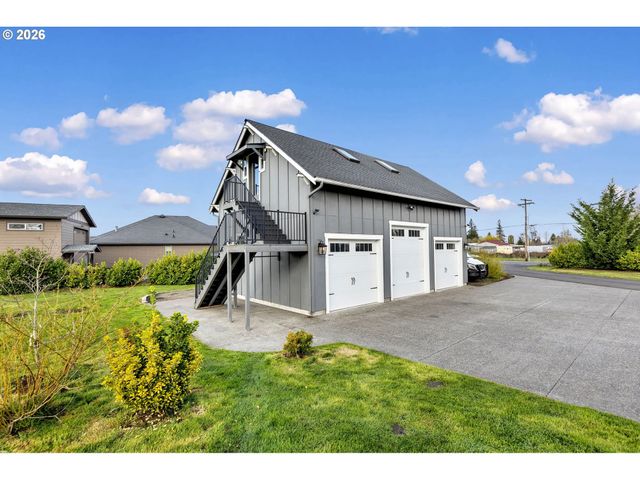 8205 Ne 179TH St, Battle Ground, WA 98604