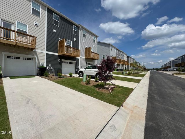 407 Deercroft Drive, Apex, NC 27539