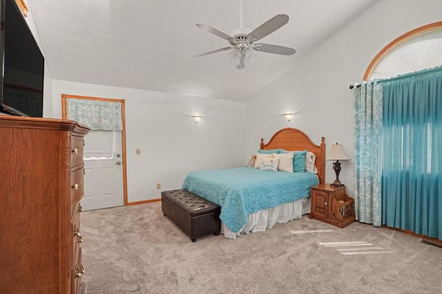 12996 Bayview Drive, Schoolcraft Twp, MI 49097